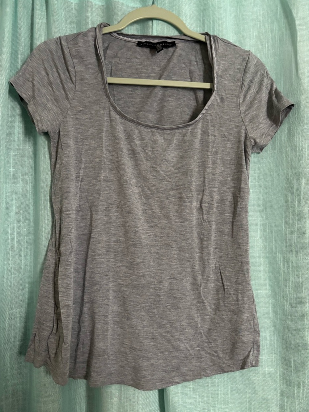 White House Black Market Short Sleeve Scoop Neck Top